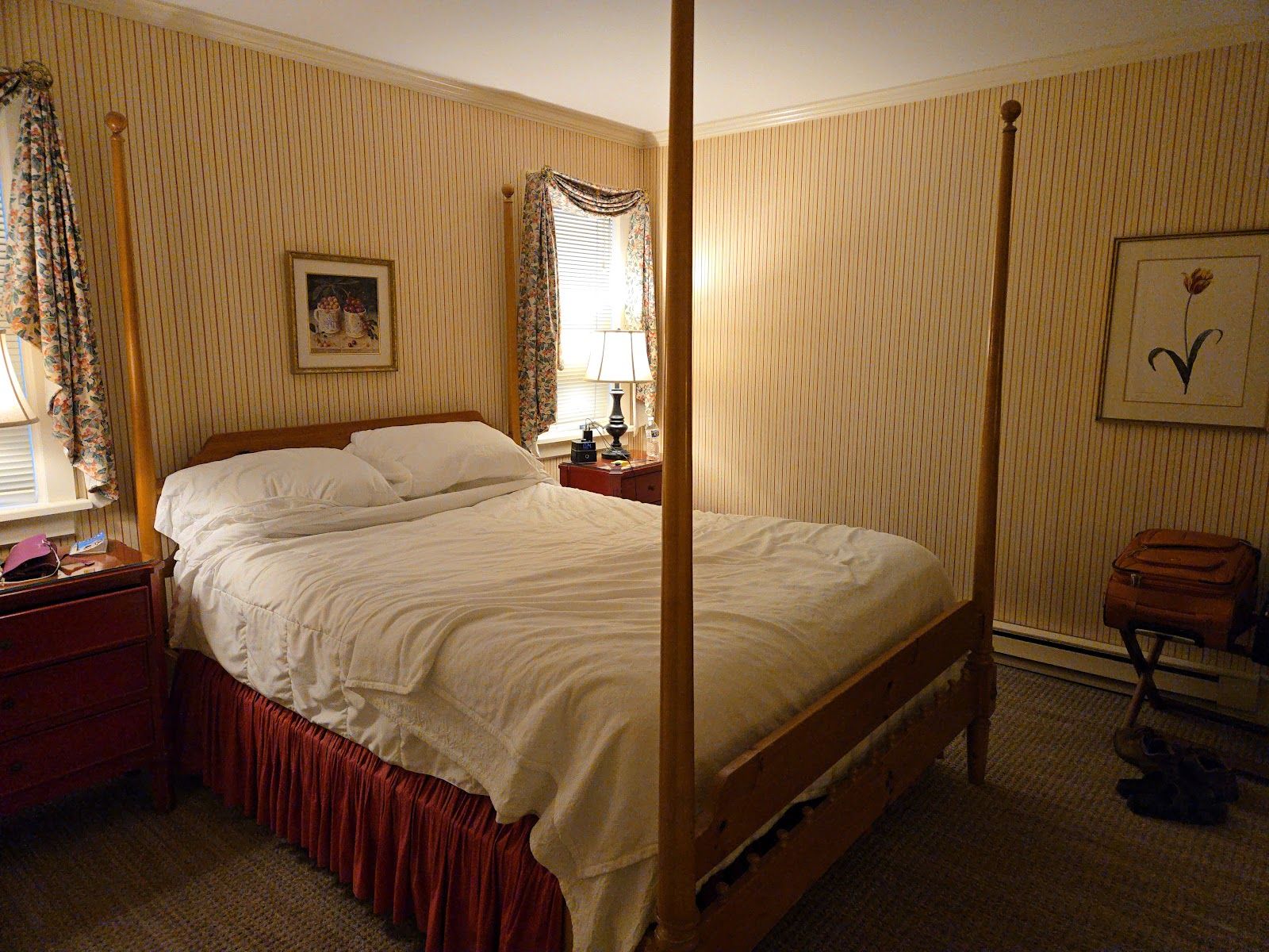 White Gull Inn, Fish Creek
