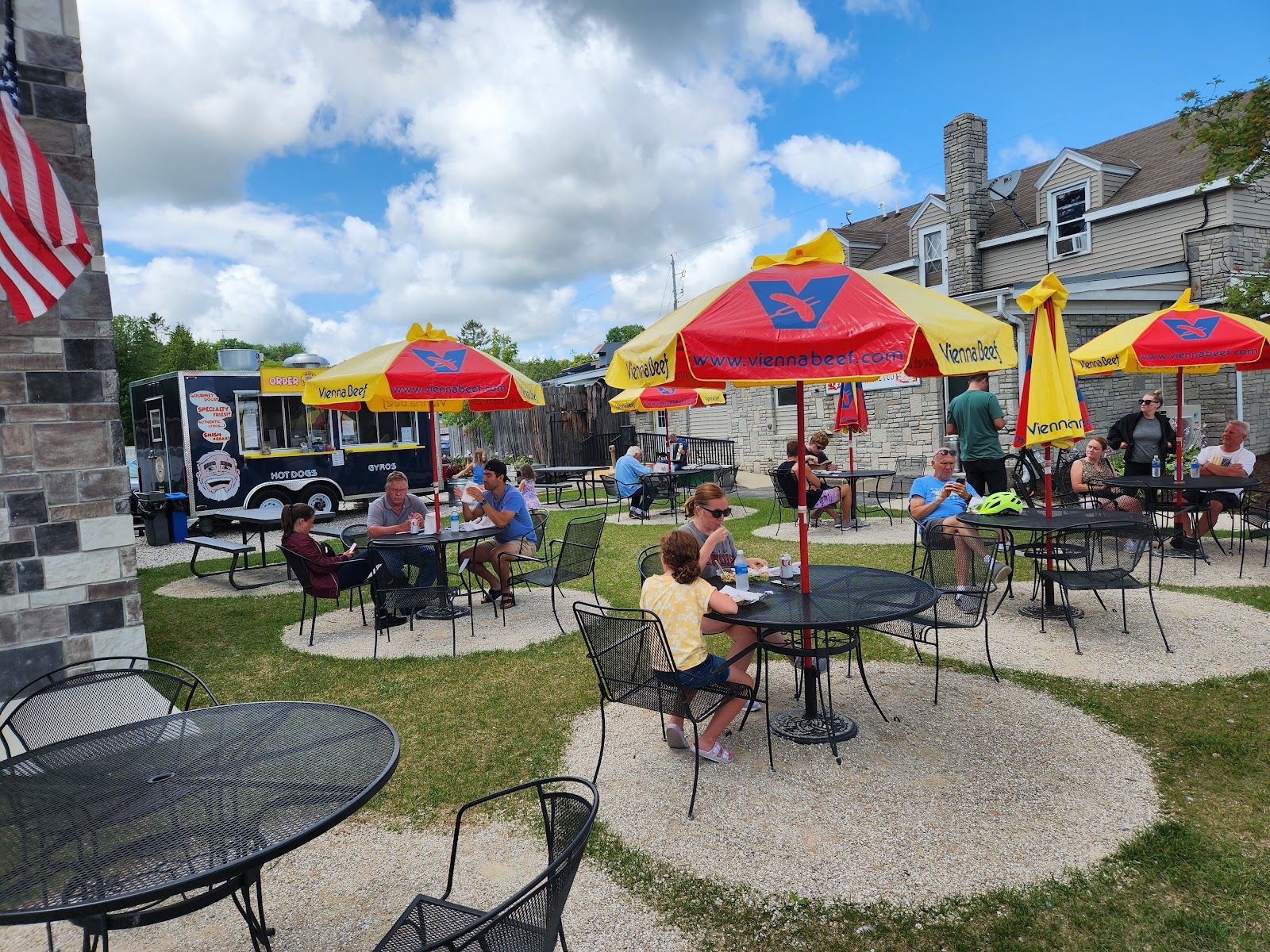 Wally's Weenie Wagon, Jacksonport