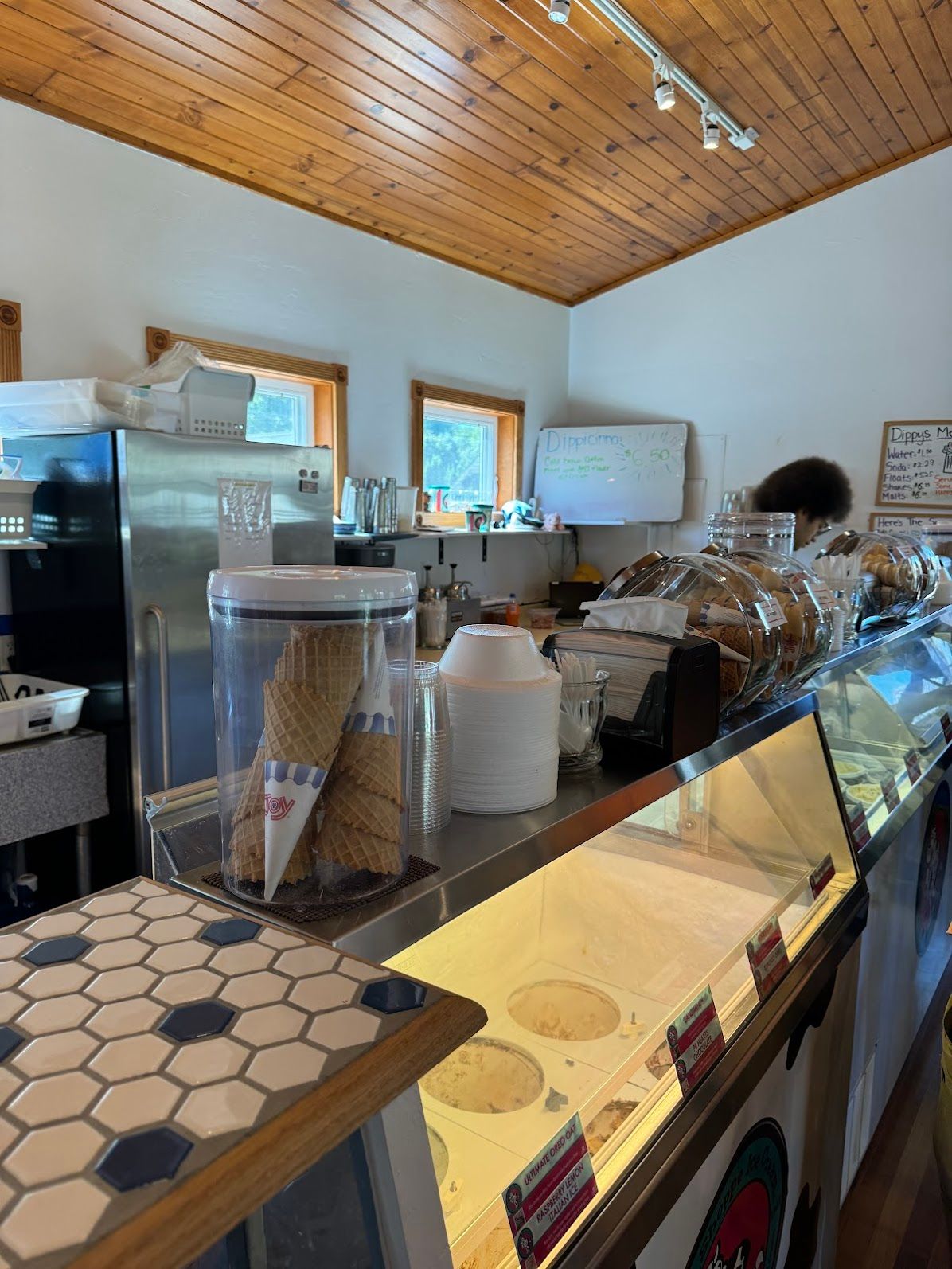 Dippy's Ice Cream Shop, Fish Creek