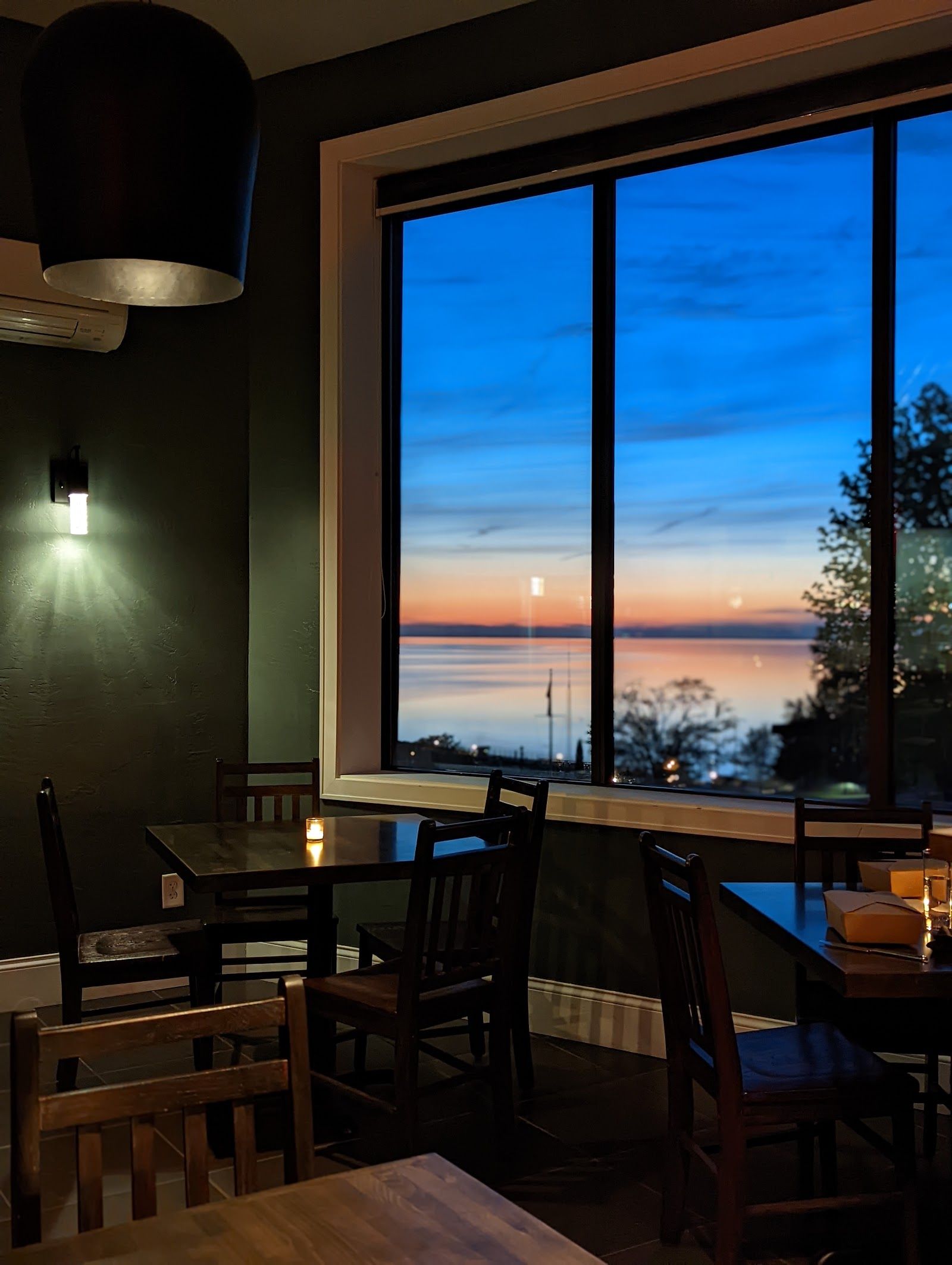 Mezzanine, Egg Harbor