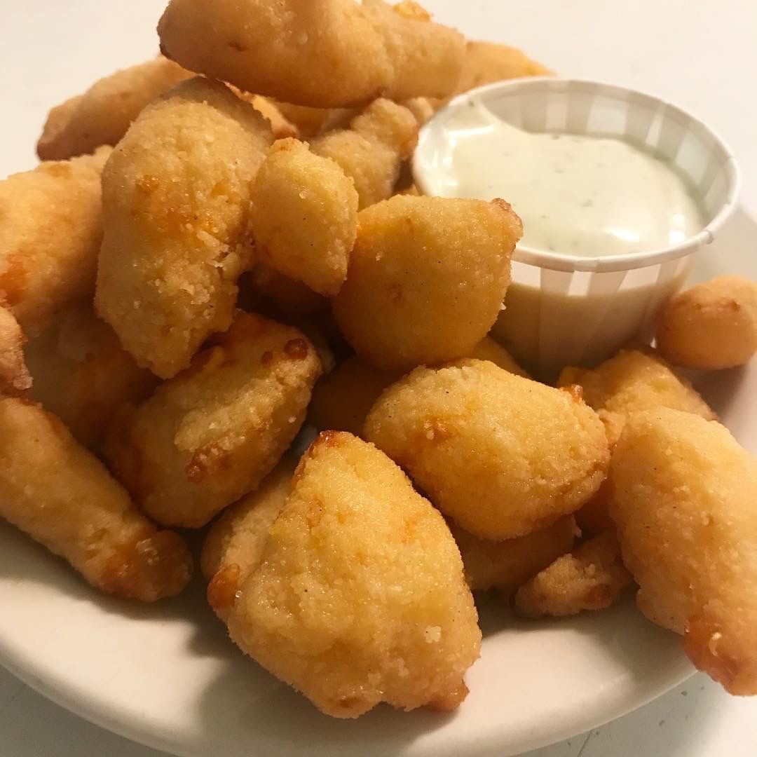 Birmingham's Bar and Cottages, Sturgeon Bay