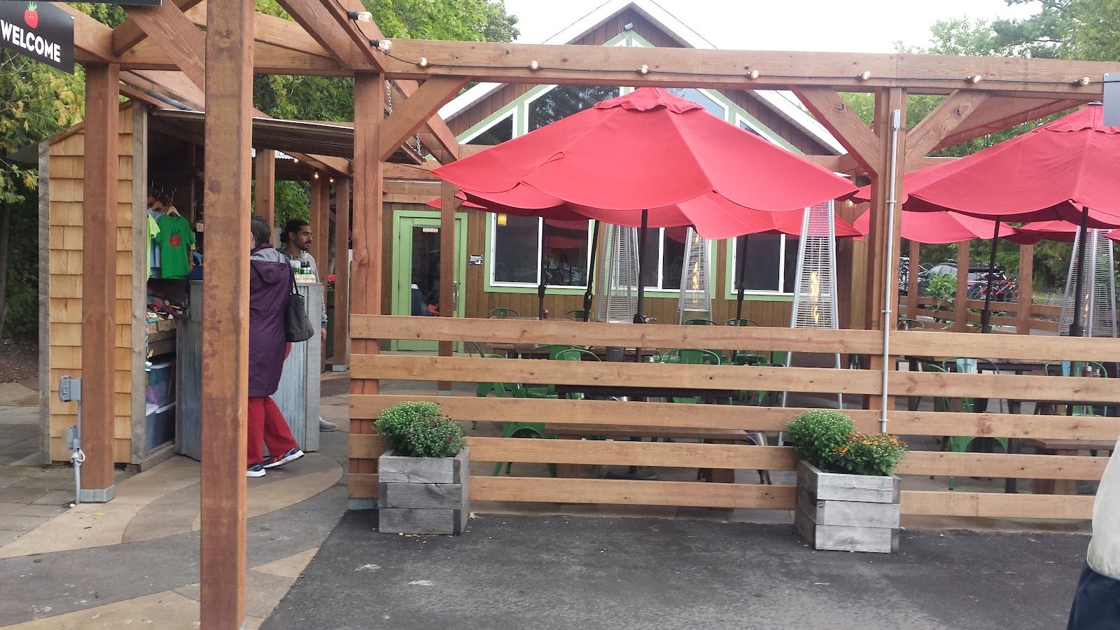 Wild Tomato Wood-Fired Pizza, Fish Creek