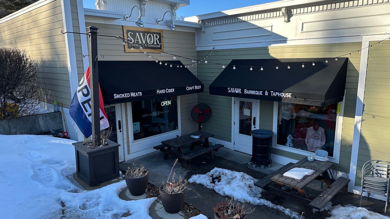 SAVOR Barbeque - Grill - Taphouse, Sister Bay