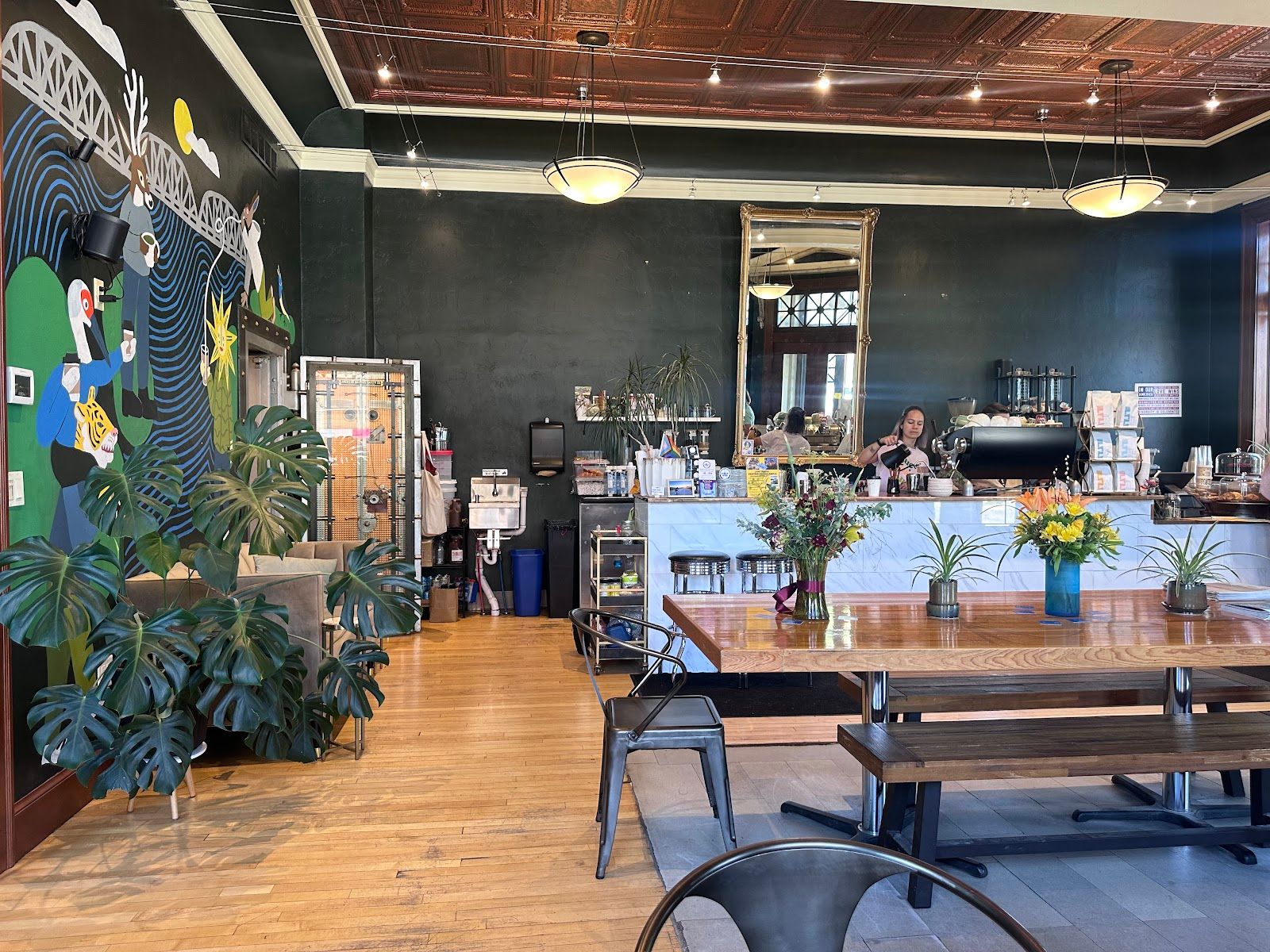 Lawlss Coffee - Sturgeon Bay, Sturgeon Bay