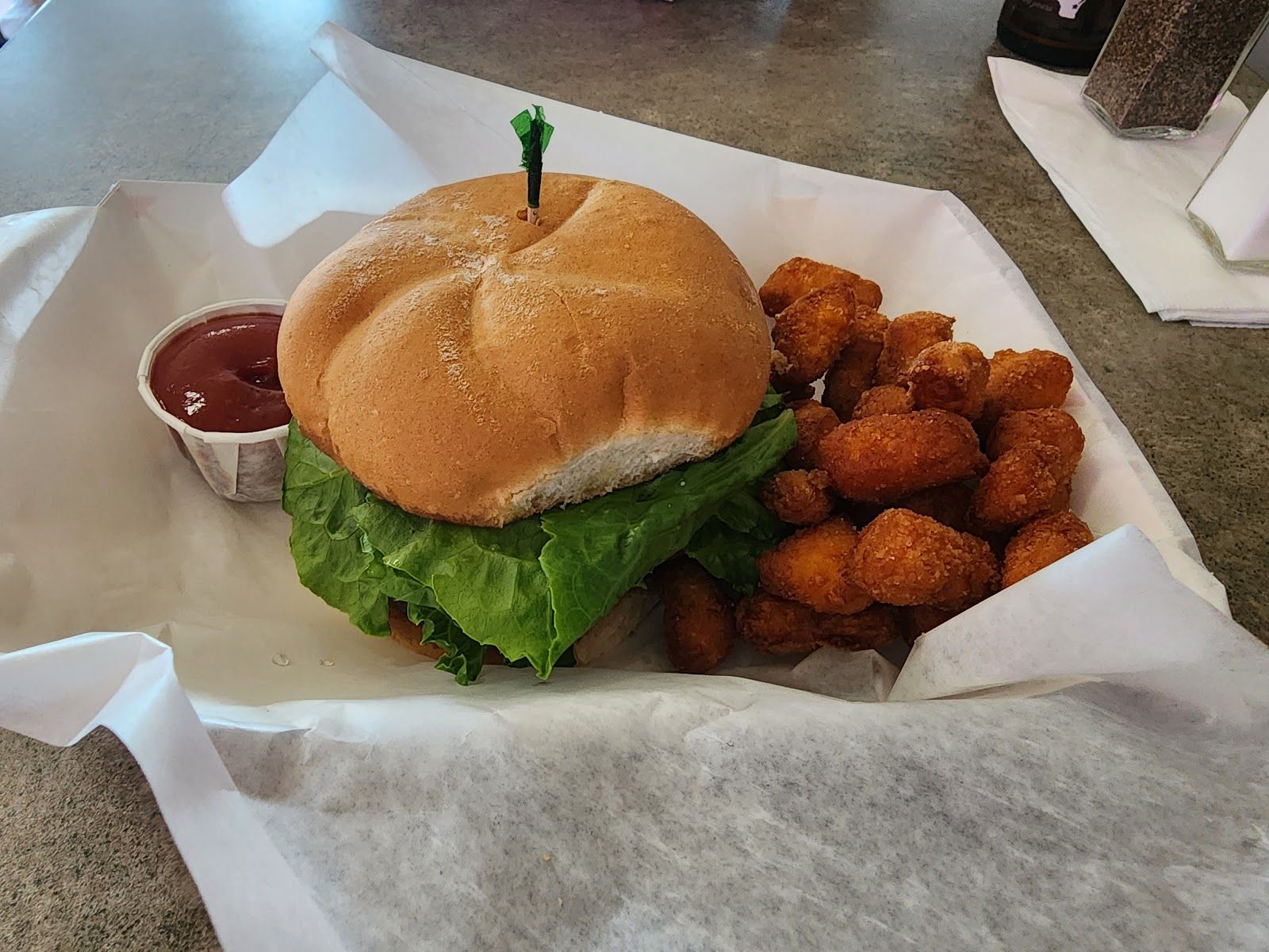 Roadhouse Carlsville, Sturgeon Bay
