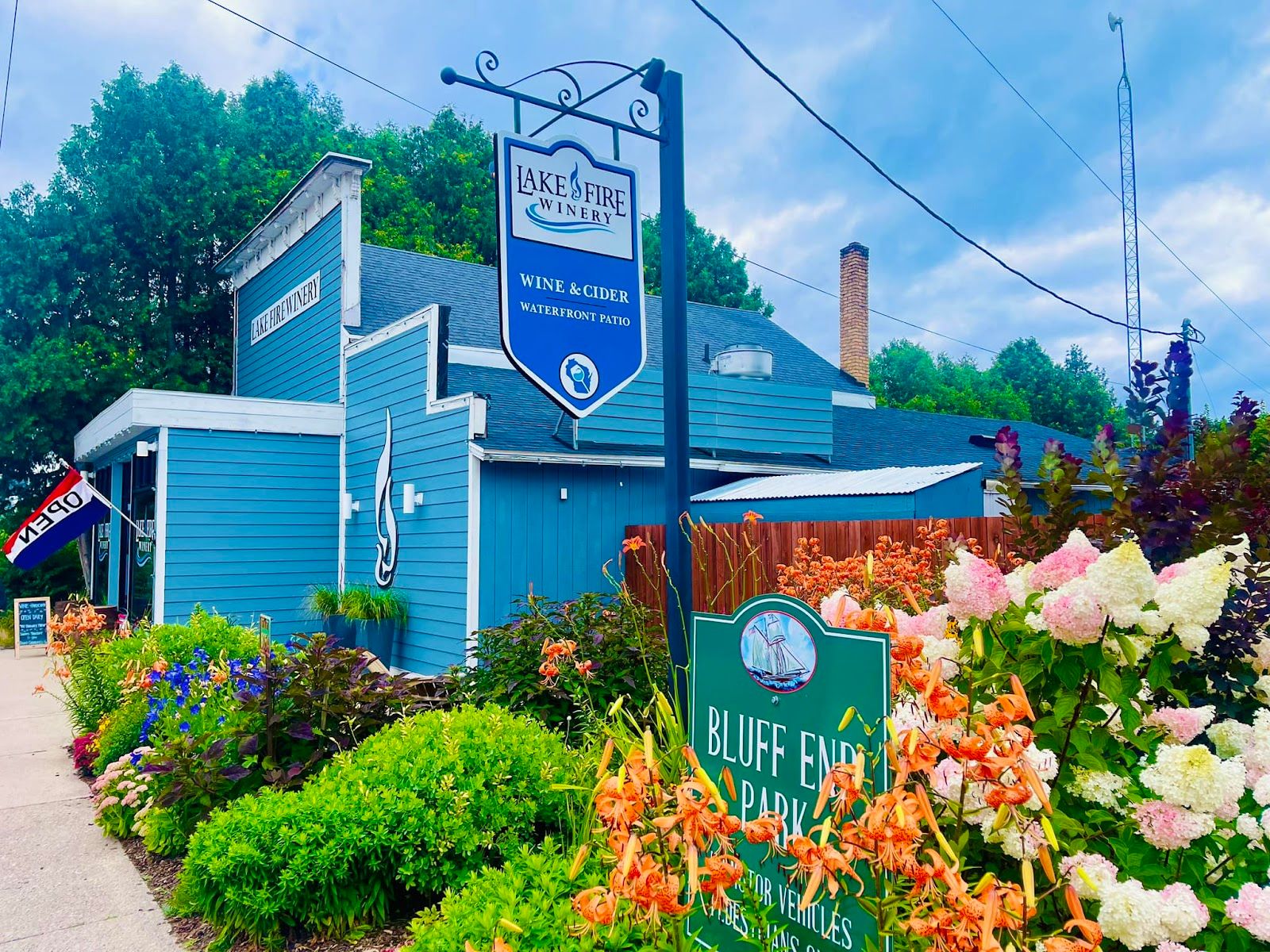 Lake Fire Winery, Baileys Harbor