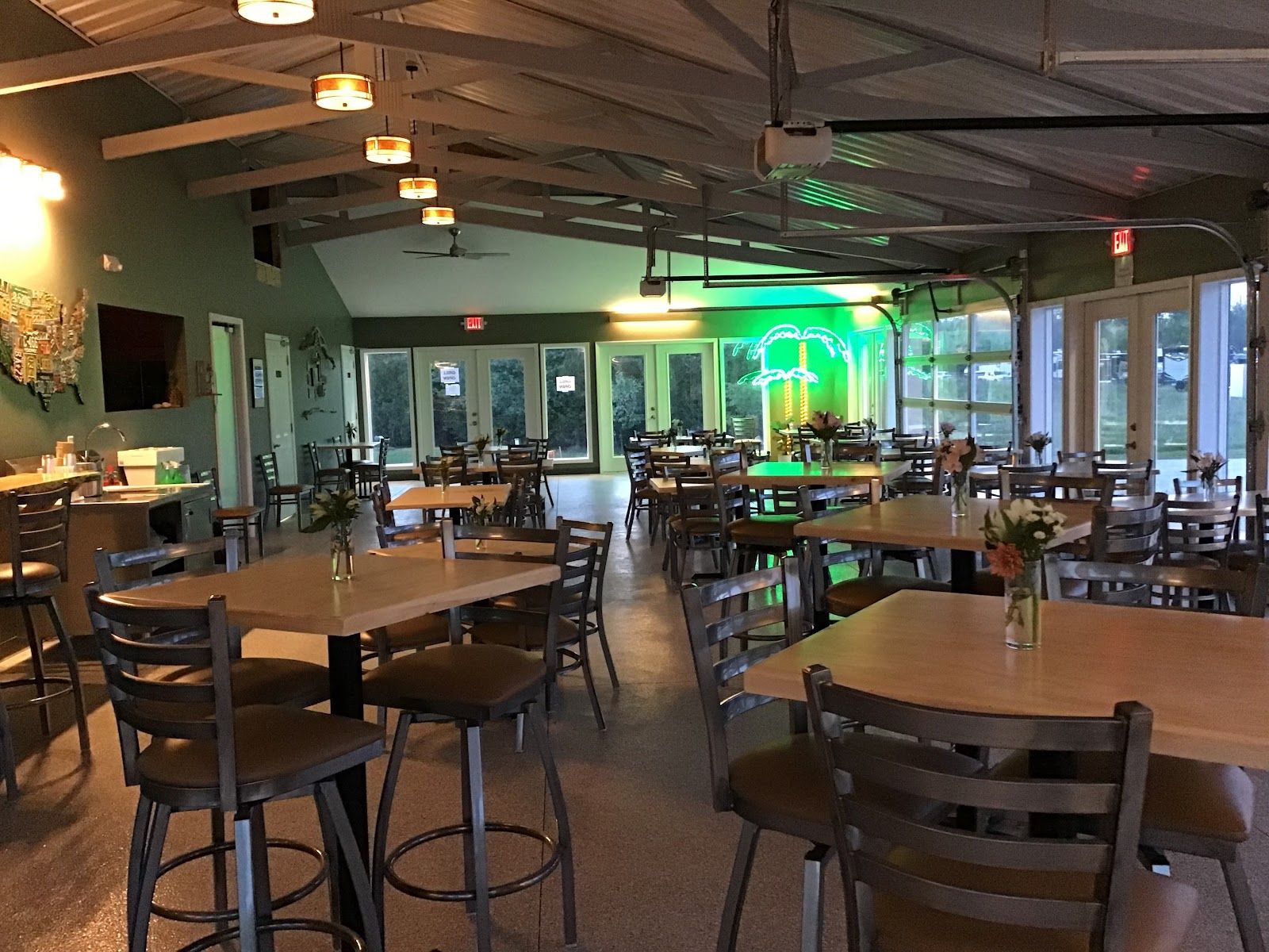 Dovetail Bar & Grill, Sister Bay