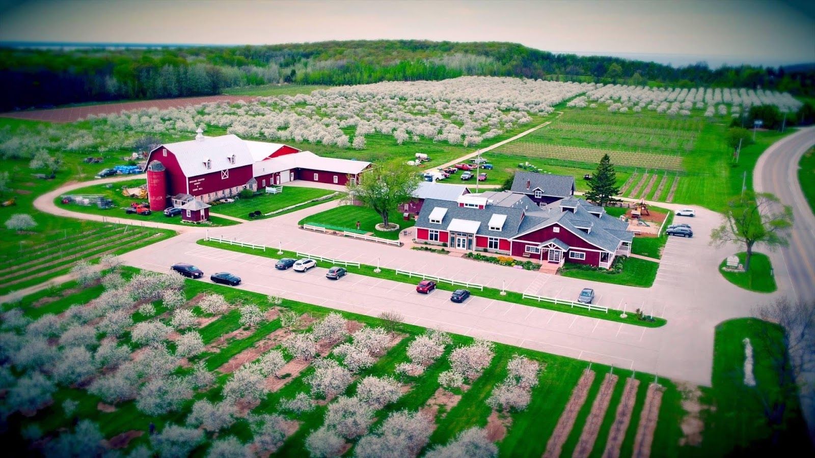 Lautenbach's Orchard Country Winery & Market, Fish Creek
