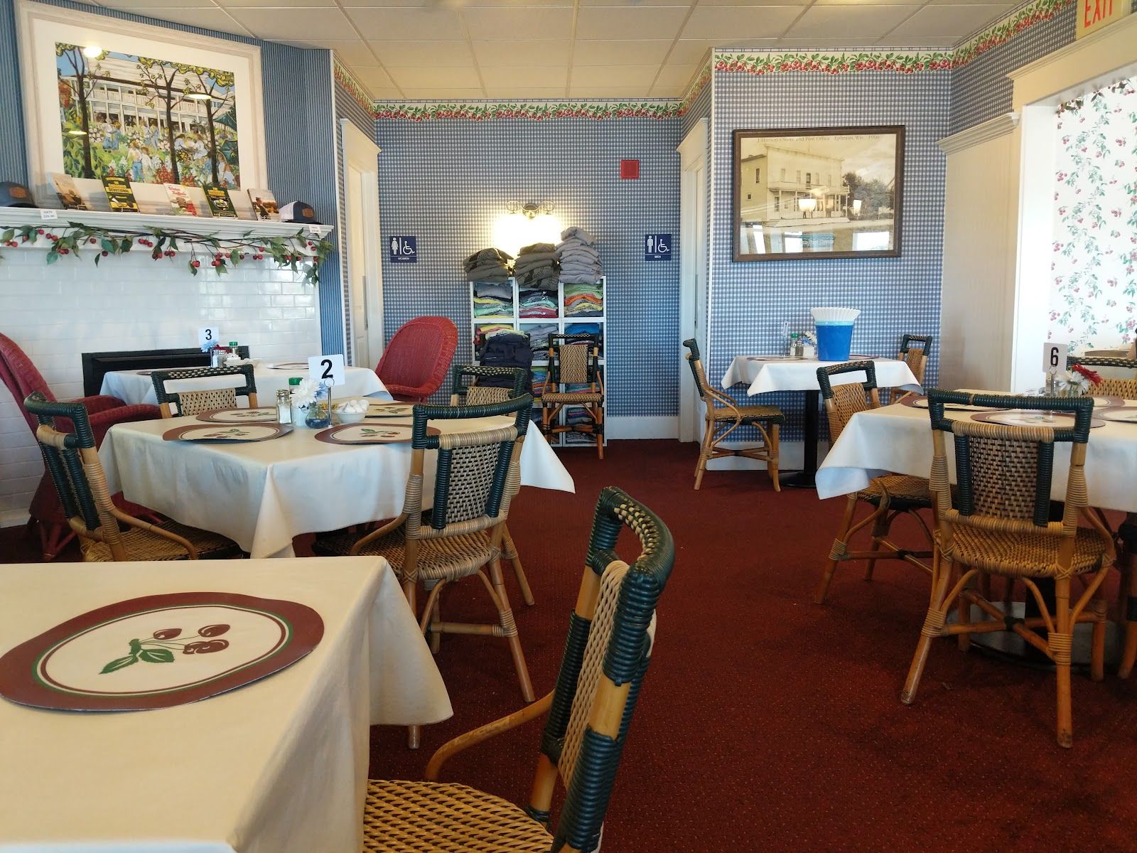 Old Post Office Restaurant, Ephraim